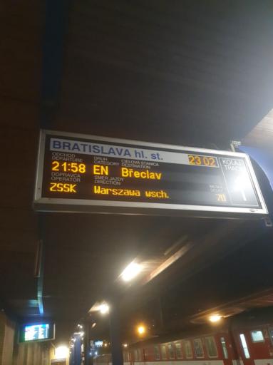 information board flom bratislava station